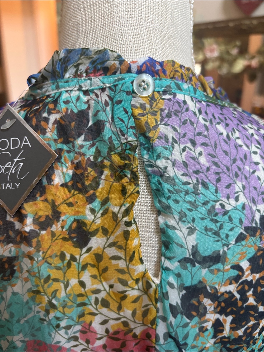 Moda Seta Italy sleeveless blouse colorful abstract floral top made in Italy M - Picture 5 of 12